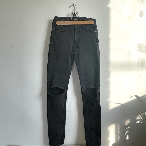 Just Black | high waisted destroyed knee skinny jeans - Picture 5 of 11